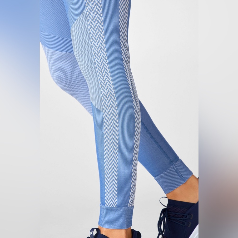 Fabletics High Waisted Seamless Check Leggings Sz… - image 4